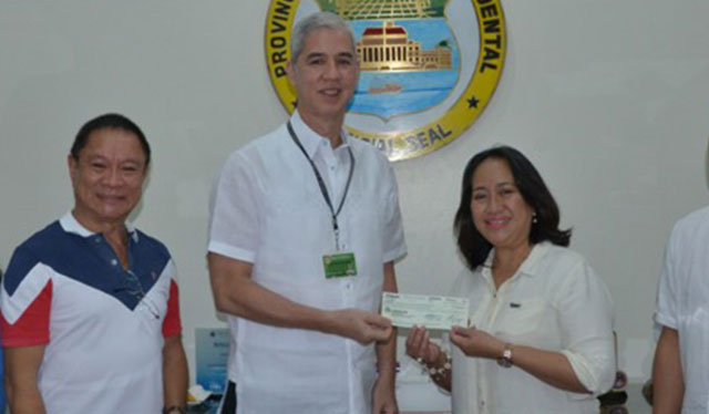 NegOcc turns over almost P5-M crop insurance fund to PCIC