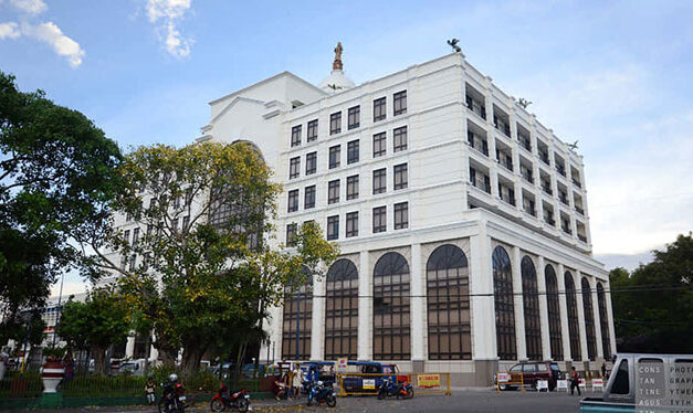 Shorter work days for City Hall employees mulled