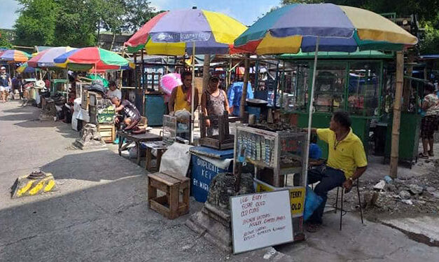 1-year free rent of Cacho lot granted to sidewalk vendors