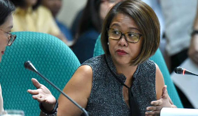 Binay wants stricter tourist limit policy in Boracay