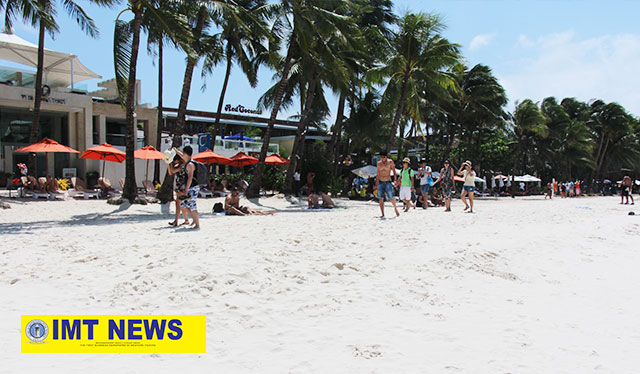 Around 500 tourists stuck in Boracay amid community quarantine