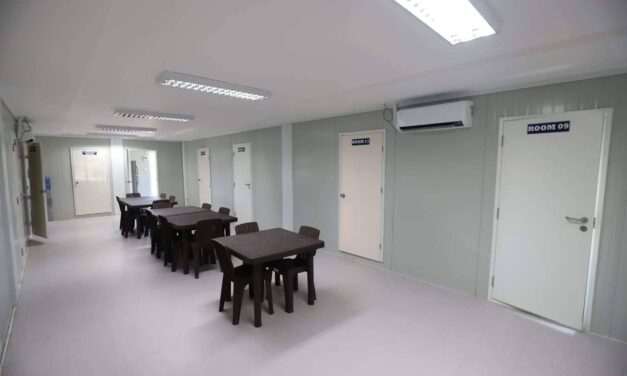 DPWH turns over health care facilities to Iloilo City