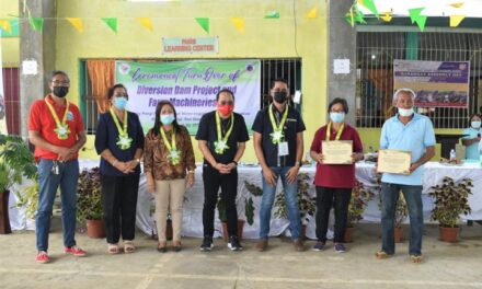 P5M worth of projects turned over to Iloilo farmers