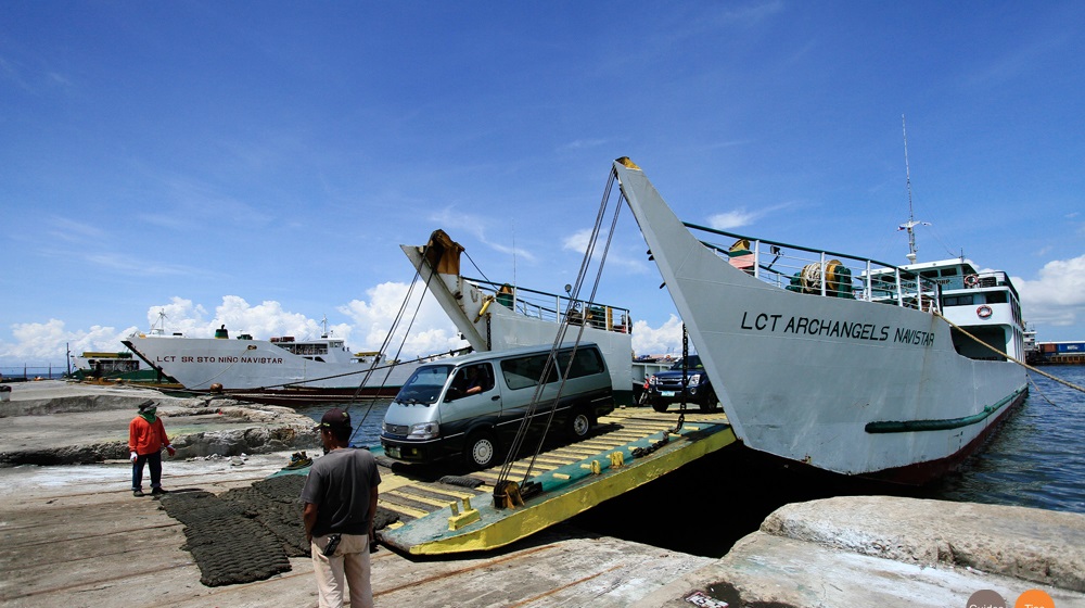 Defensor: No need to close Iloilo borders to travelers from NegOcc, Bacolod City