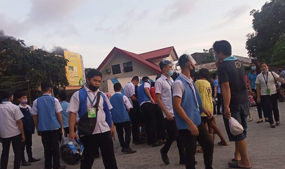 Antique mall fire may displace at least 300 workers