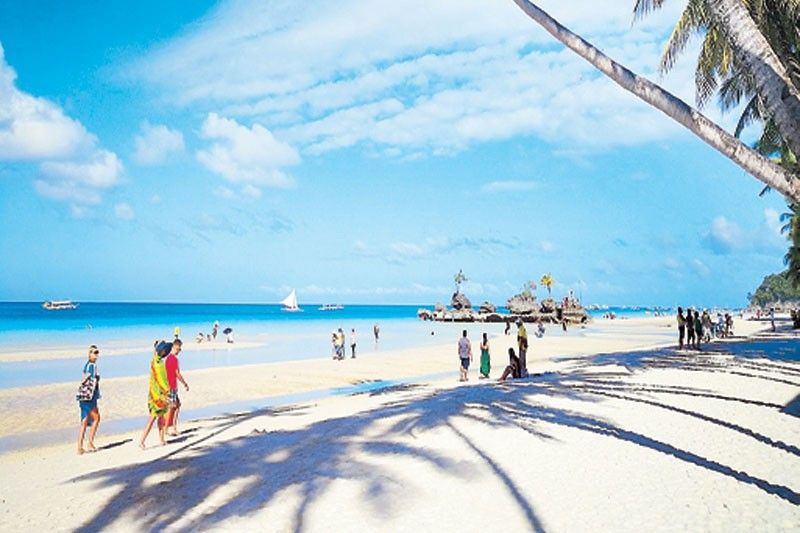 Duterte OKs resumption of casino operations in Boracay