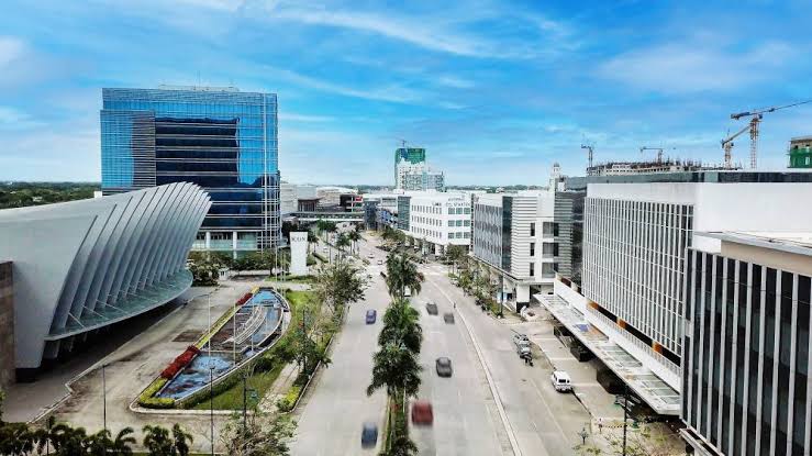 MREIT to acquire 4 prime assets