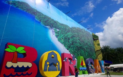 Aklan issues new guide for tourists bound for Boracay