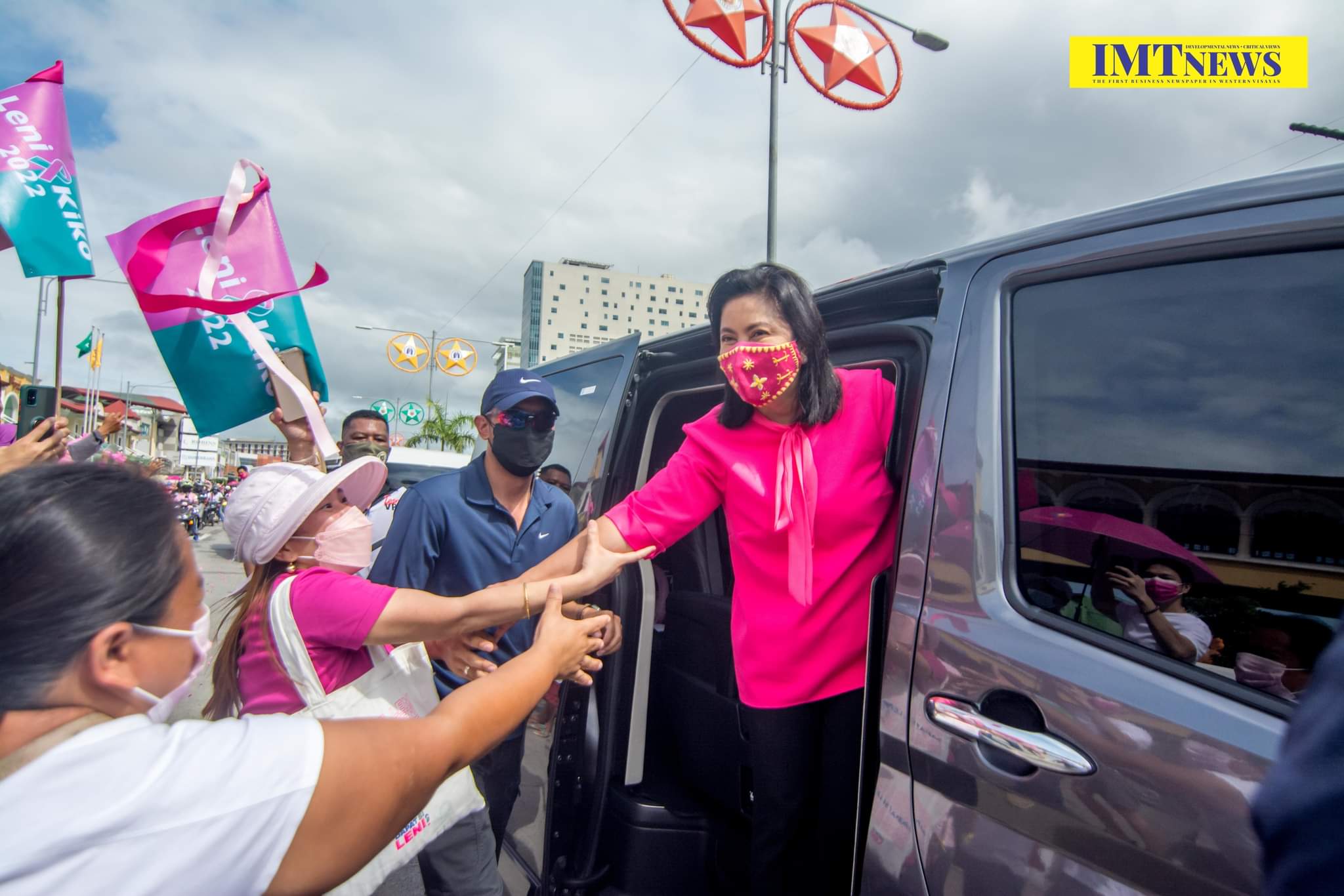 Robredo tops RACI presidential survey