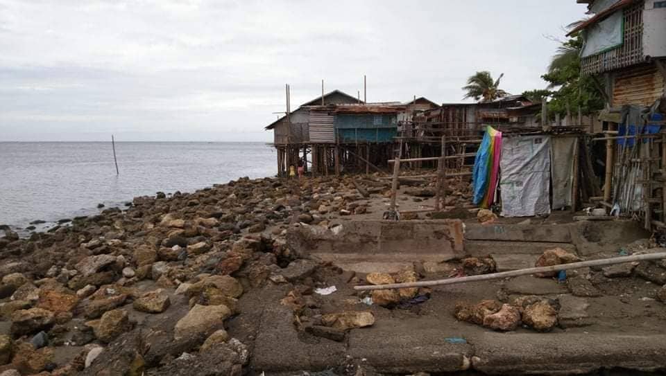 Iloilo City alerts coastal villages against storm surge