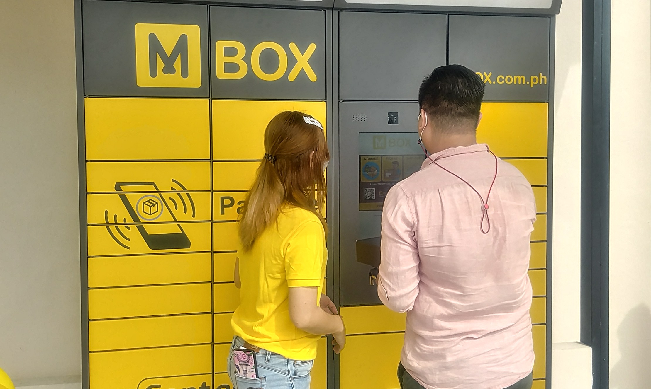 MerryMart brings smart lockers to Iloilo City