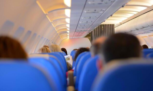Local airlines support ‘no vax, no ride’ policy