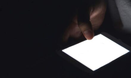 Globe warns against criminals using SIM registration law to scam public