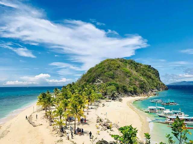 Iloilo’s Islas de Gigantes among top sites for ‘revenge travel’ this year