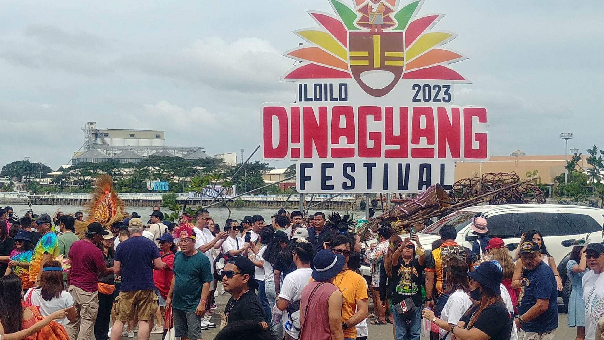 Mayor Treñas: Signal shutdown useless