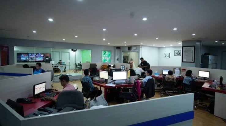 Bill lowering gov’t retirement age to 56 gets House nod