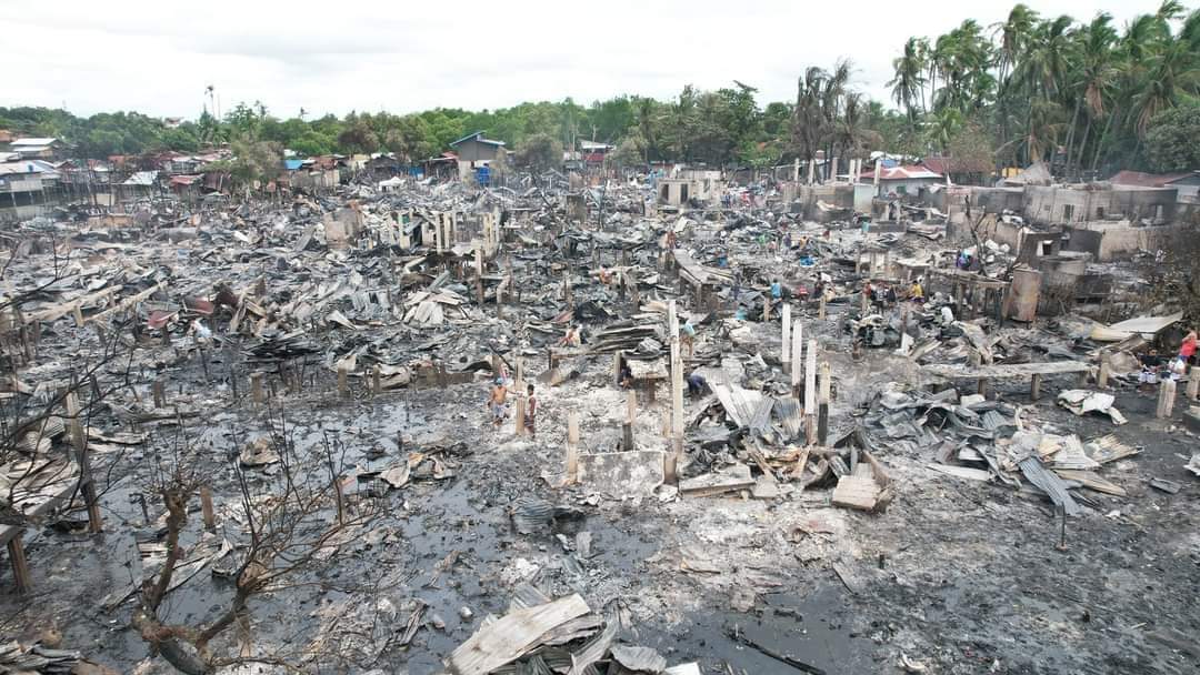 Molo fire leaves over 1K homeless