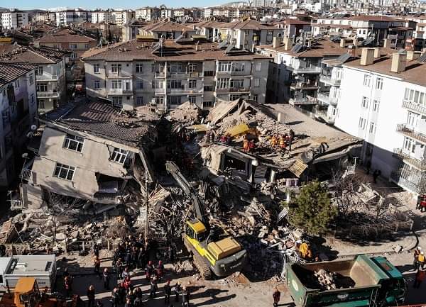 Filipina presumed dead in Turkey quake found alive