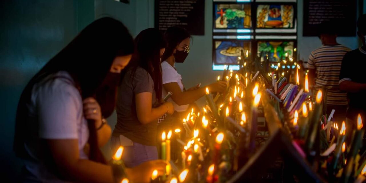 7 out of 10 Filipino Catholics pray at least once daily: SWS