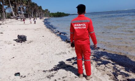 Mindoro oil spill reaches Antique, has ‘very slim chance’ of affecting Boracay