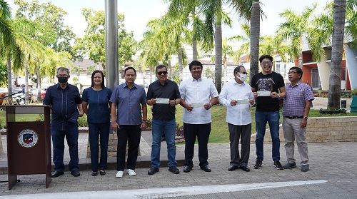 7 Iloilo towns get P28M for operation hubs, rescue boats