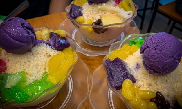 Mang Inasal customers celebrate National Halo-Halo Blowout