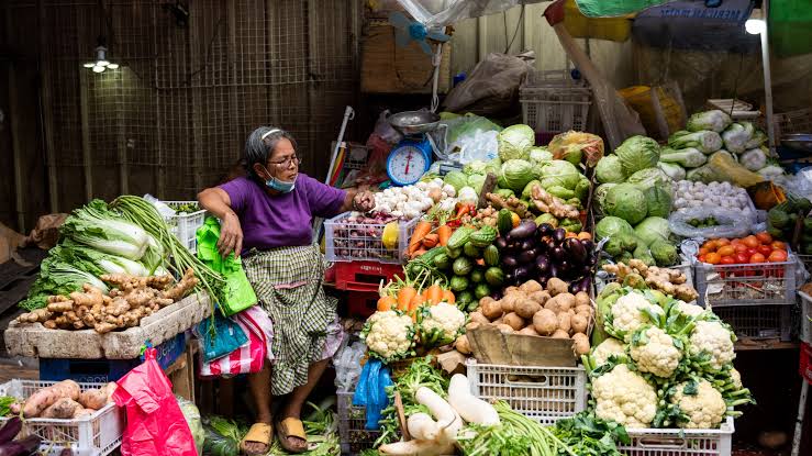 Inflation hits 5.3 pct in August