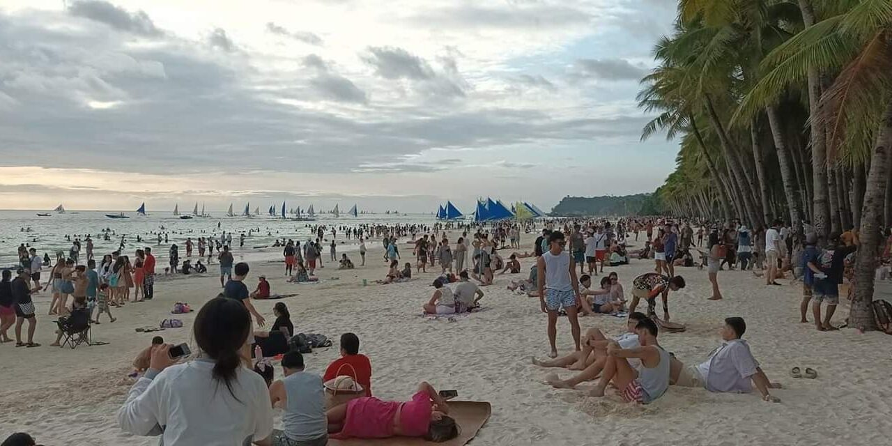 South Koreans are top visitors to Boracay