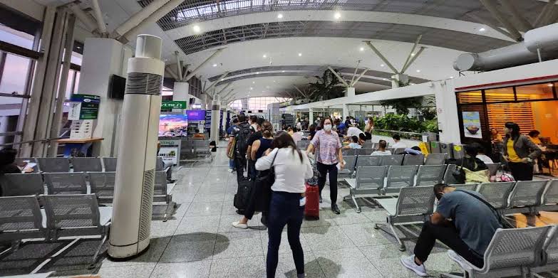 DOTr, CAAP urged to expedite review of proposals to expand Iloilo International Airport